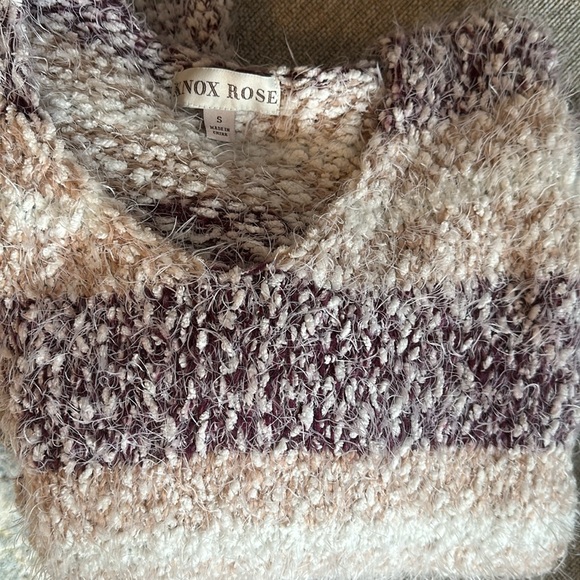 Know Rose Eyelash Striped Sweater Womens M - Picture 3 of 3